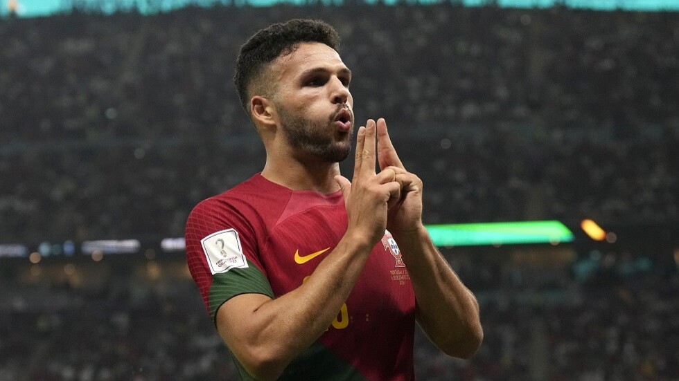 "هاتريك" وحيد حتى الآن في مونديال قطر.. راموش جرس إنذار للمغرب