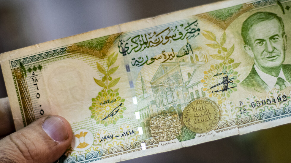 انهيار قياسي جديد لليرة السورية