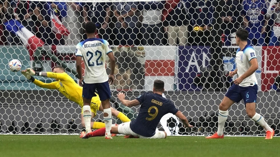 فرنسا تهزم إنجلترا وتواجه المغرب في نصف نهائي مونديال قطر (فيديو)