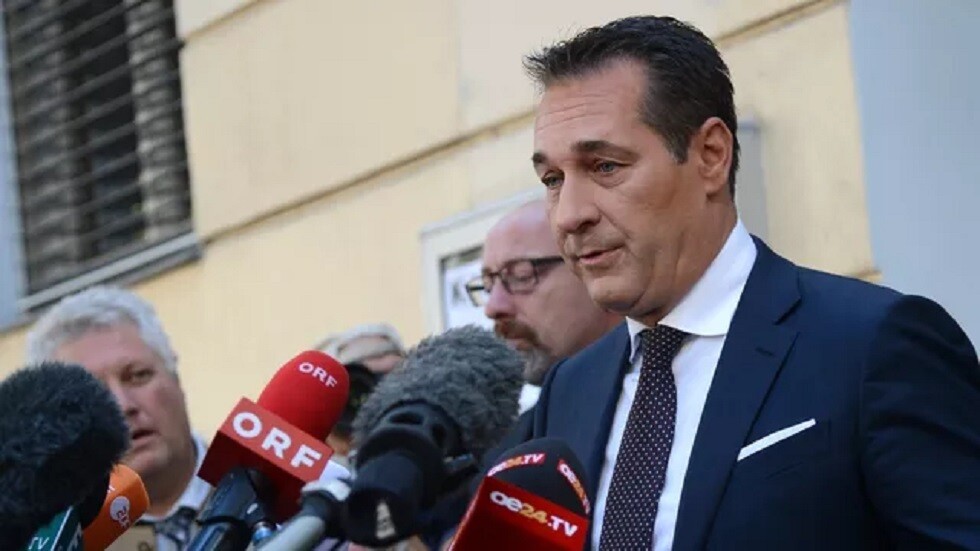 نائب مستشار النمسا السابق: الأوروبيون يؤذون أنفسهم بالعقوبات ضد روسيا