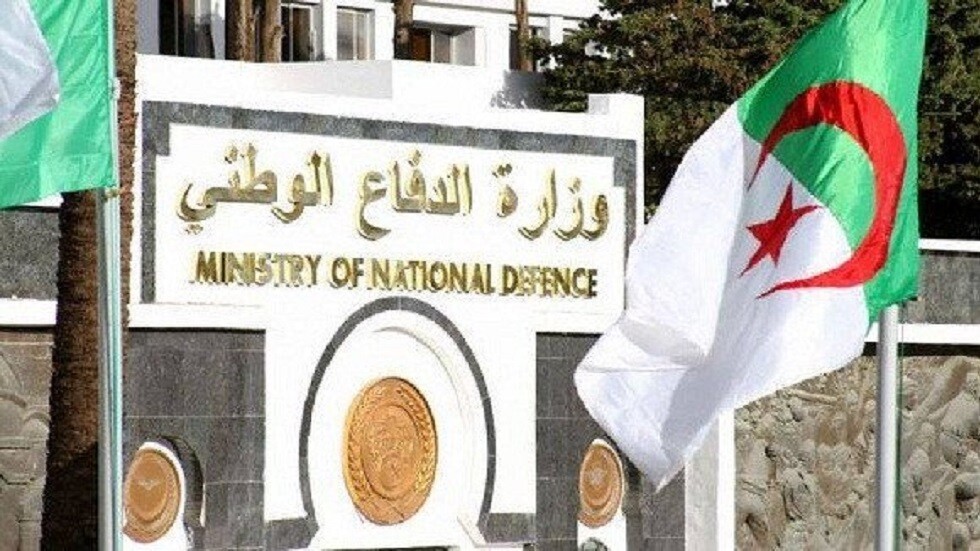 الجزائر.. القضاء على إرهابيين وتوقيف آخرين قرب الشريط الحدودي الجنوبي