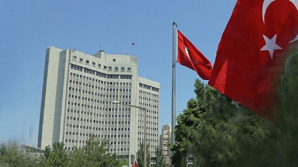 أنقرة تنفي حدوث لقاء مع الأسد.. وتحدد الخطوة التالية في العلاقة مع دمشق