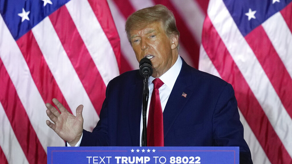ترامب كاد أن يطرد رئيس البيت الأبيض لأنه ساعد بايدن على الانتقال