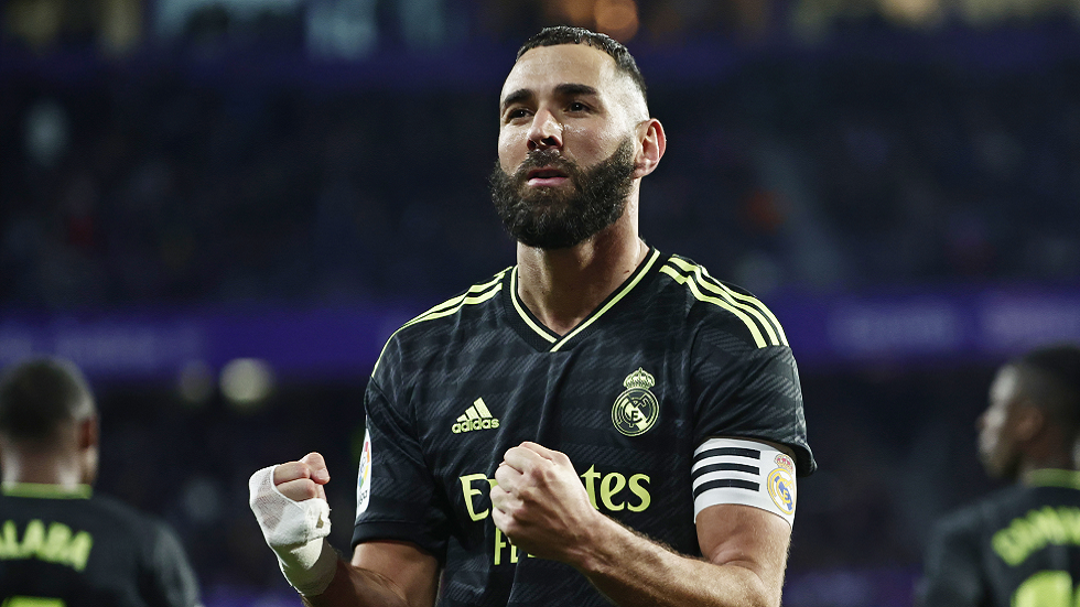 بنزيما يقود ريال مدريد للعودة بفوز ثمين من ملعب بلد الوليد (فيديو)