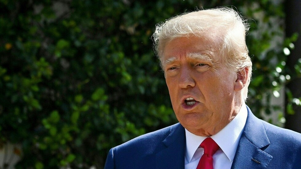 ترامب: "فيسبوك" يحتاجني وقد خسر 700 مليار دولار بسببي