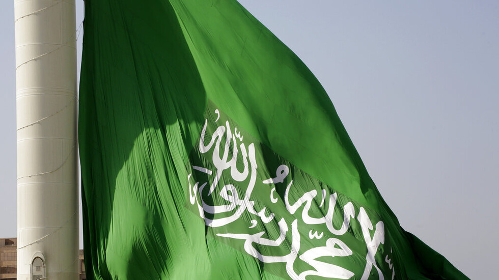 السعودية.. الملك سلمان يعلق على "حرق القرآن" في أوروبا
