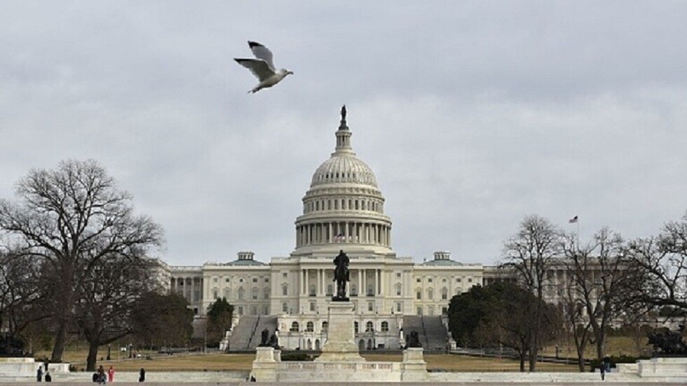 The Hill: التأييد لاستمرار المساعدة العسكرية والمالية لأوكرانيا يتراجع في الولايات المتحدة