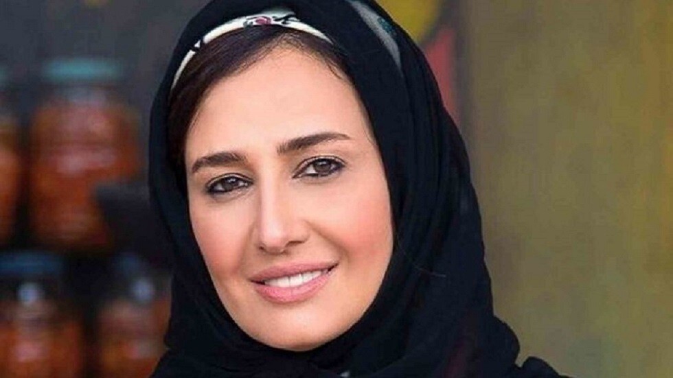 حلا شيحة بعد خلعها الحجاب: قراراتي الخاطئة منحتني القوة (صور)