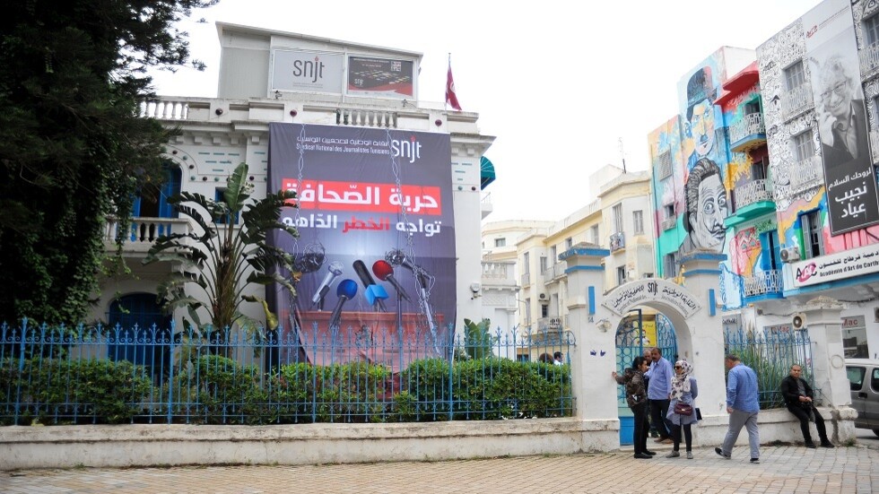 "حركة النهضة" تندد بتوقيف مسؤولها الإعلامي