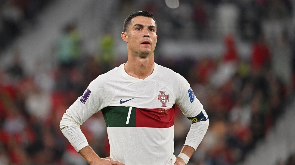 مدرب منتخب البرتغال الجديد يوضح موقفه من استدعاء رونالدو