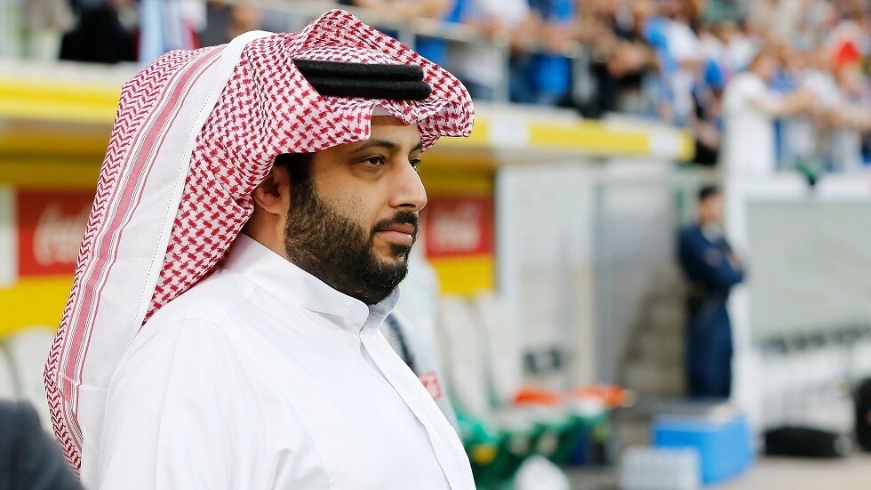 ألميريا.. فلسفته هجومية على طريقة آل الشيخ واللاعبون العرب خارج النادي لهذا السبب!