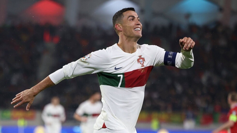 صيحة رونالدو الشهيرة "سي" تدوي في ملعب "كامب نو" معقل برشلونة من جديد (فيديو)