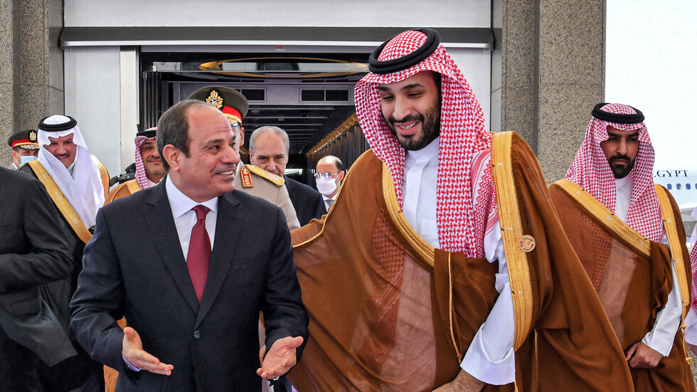 السيسي يصل إلى السعودية للقاء ولي العهد الأمير محمد بن سلمان