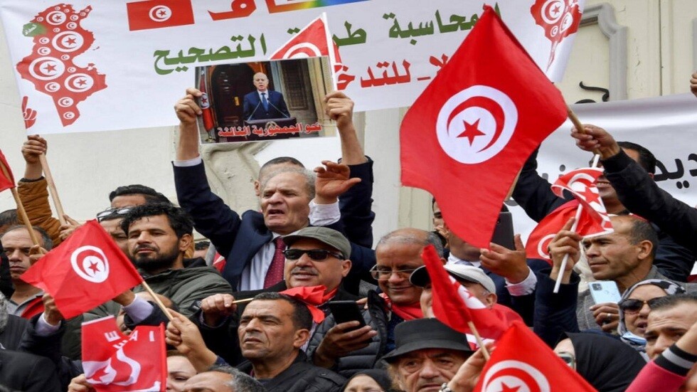 تونس.. مظاهرات داعمة للرئيس قيس سعيّد