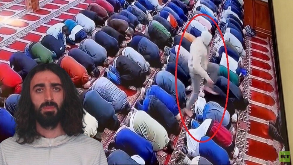 قارن الجاني بأبي لؤلؤة.. داعية كويتي يعلق على محاولة اغتيال إمام مسجد في الولايات المتحدة (فيديو)