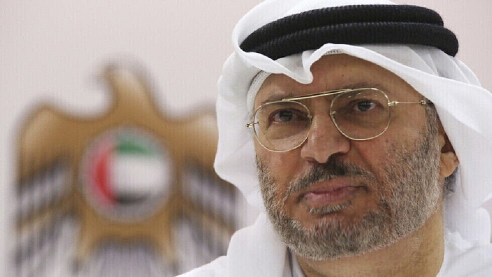 أنور قرقاش: قلوبنا مع أهل السودان ولا خيار إلا الانتقال السلمي وفتح صفحة جديدة تليق بهذا البلد