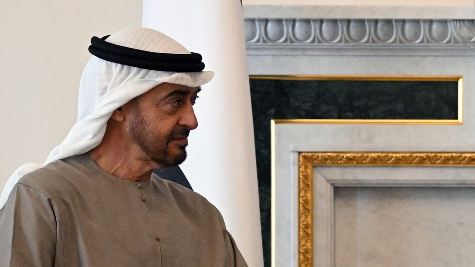 الرئيس الإماراتي يستعرض مع رئيس المجلس الأوروبي الأزمة في السودان
