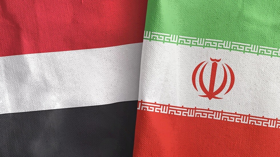 الرئيس الإيراني يدعو رئيس المجلس السياسي الأعلى في اليمن لزيارة طهران 