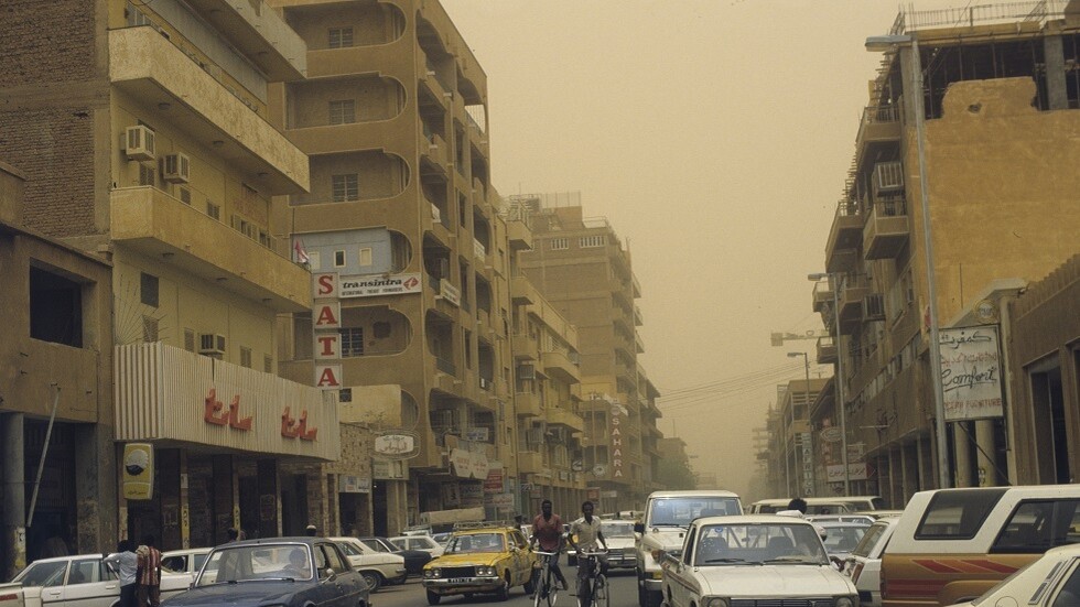 دبلوماسية روسية تتهم أطرافا خارجية بتأجيج الوضع في السودان