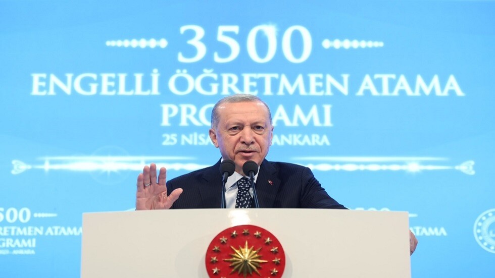 أردوغان يعد مواطنيه بالحصول قريبا على ما يكفي البلاد من النفط