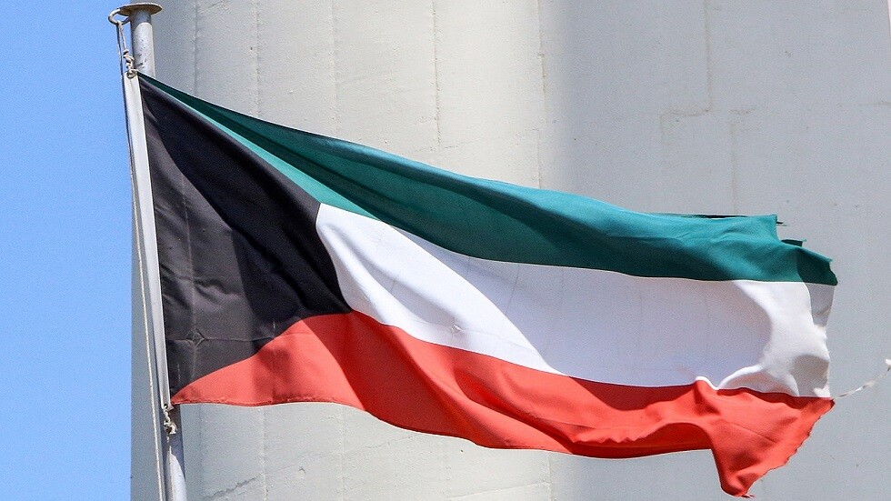 النيابة الكويتية تطالب بتأييد حبس القضاة المتهمين بالرشاوى في قضية الإيراني صالحي