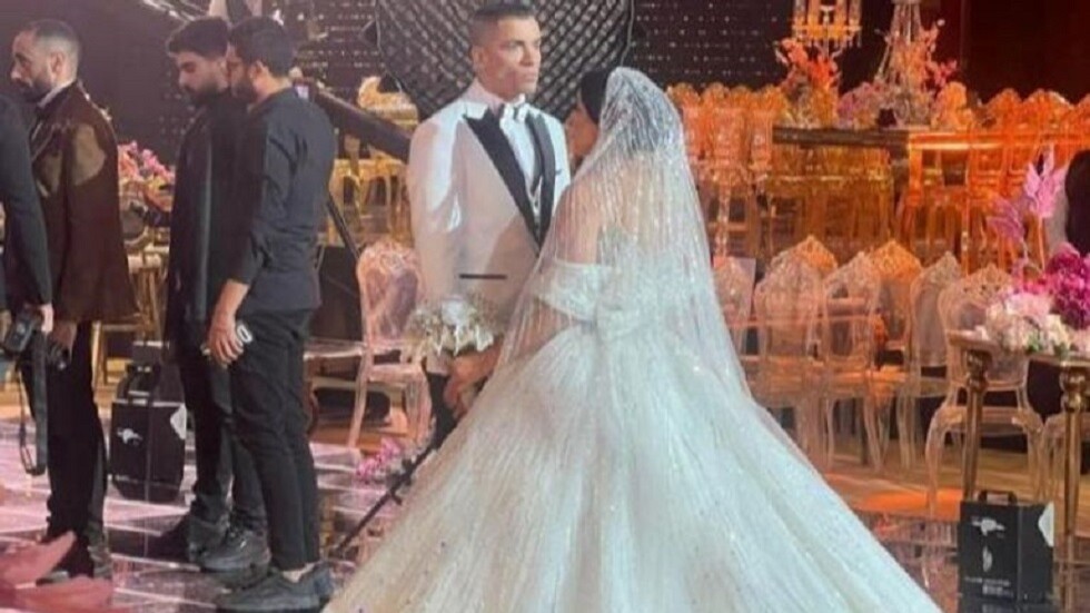 موقع مصري ينشر تفاصيل الخلاف بين المطرب حسن شاكوش وزوجته