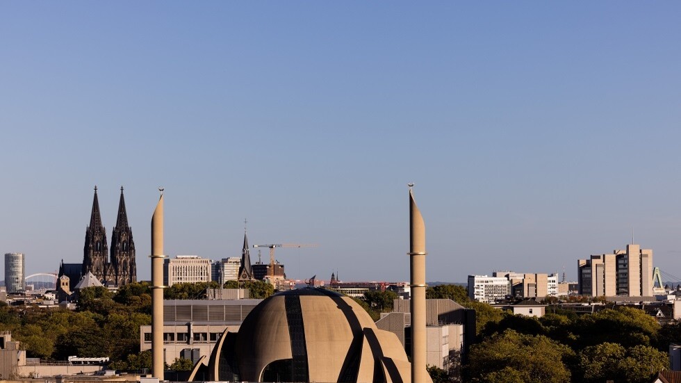 ألمانيا.. القبض على رجل حاول إحراق مسجد بعد أسابيع على محاولته إحراق القرآن