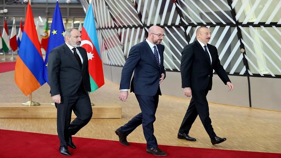 باشينيان يصل إلى بروكسل للقاء علييف وميشيل