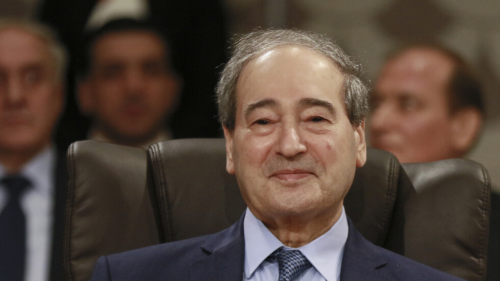 "سانا": وفد سوري رسمي يصل إلى السعودية للمشاركة بالاجتماعات التحضيرية للقمة العربية