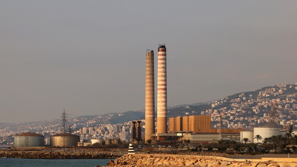 العراق يمدد اتفاق تزويد لبنان بالوقود مع زيادة 50%