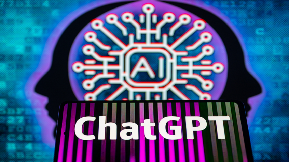 مايكروسوفت تكشف كيف يظهر GPT-4  "علامات على التفكير البشري"!