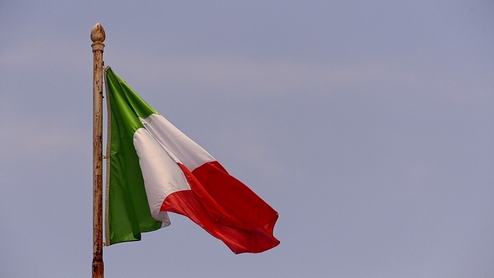 إيطاليا.. 13 قتيلا وأضرار جسيمة بسبب الفيضانات في إميليا رومانيا (فيديو)