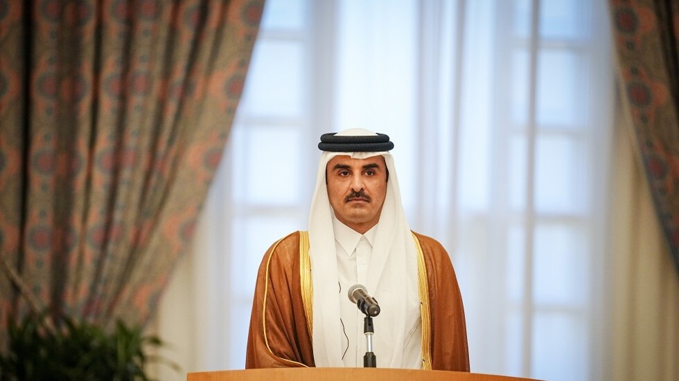 وصول أمير قطر تميم بن حمد إلى جدة للمشاركة في القمة العربية
