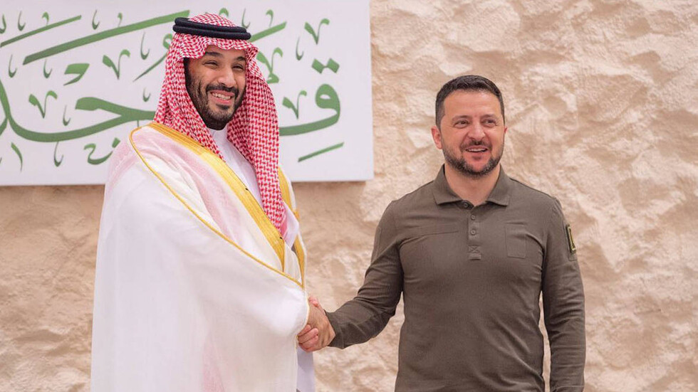 مستشارة الأسد تعلن موقف دمشق من حضور زيلينسكي القمة العربية