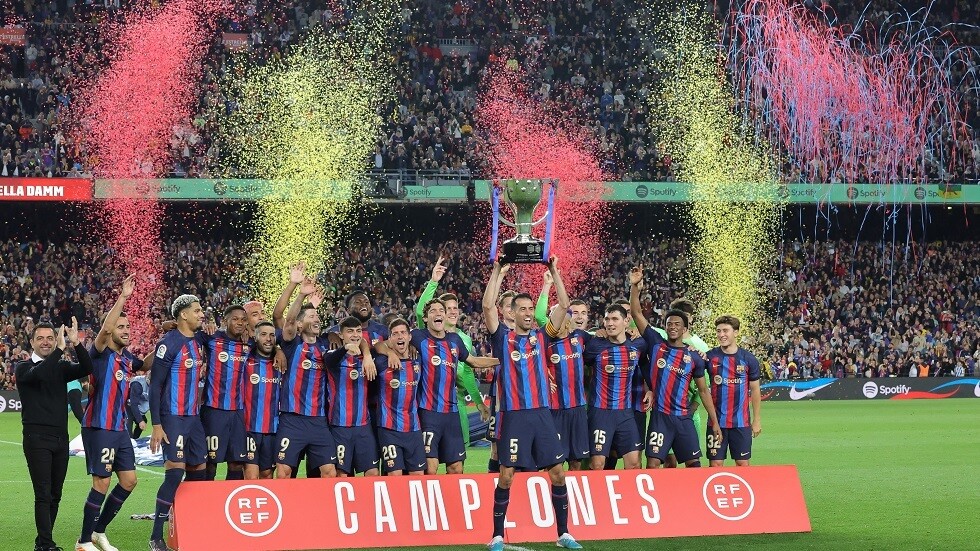 فريق "شاختيور" يصف رسائل لاعبي برشلونة للجماهير الروسية بعمل غير أخلاقي