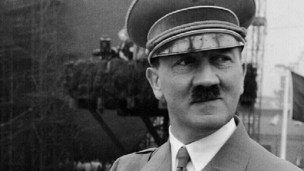 لو أن أحدهم أخبرني بذلك لقلت إنه "مجنون".. هتلر في محادثة سرية لمدة 11 دقيقة!
