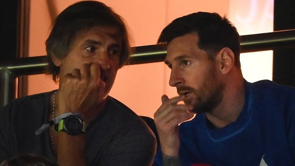 تقارير.. والد ميسي يوافق على انتقاله للهلال السعودي مقابل عرض 
