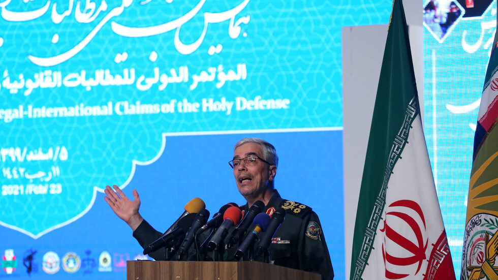 إيران..رئيس الأركان العامة يتصل بوزير الدفاع التركي الجديد ويؤكدان ضرورة استمرار التعاون المشترك