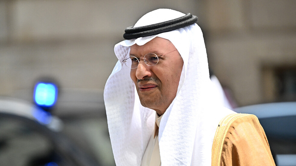 لماذا السعودية مهتمة بتطوير علاقاتها بالصين؟ وزير الطاقة يجيب (فيديو)