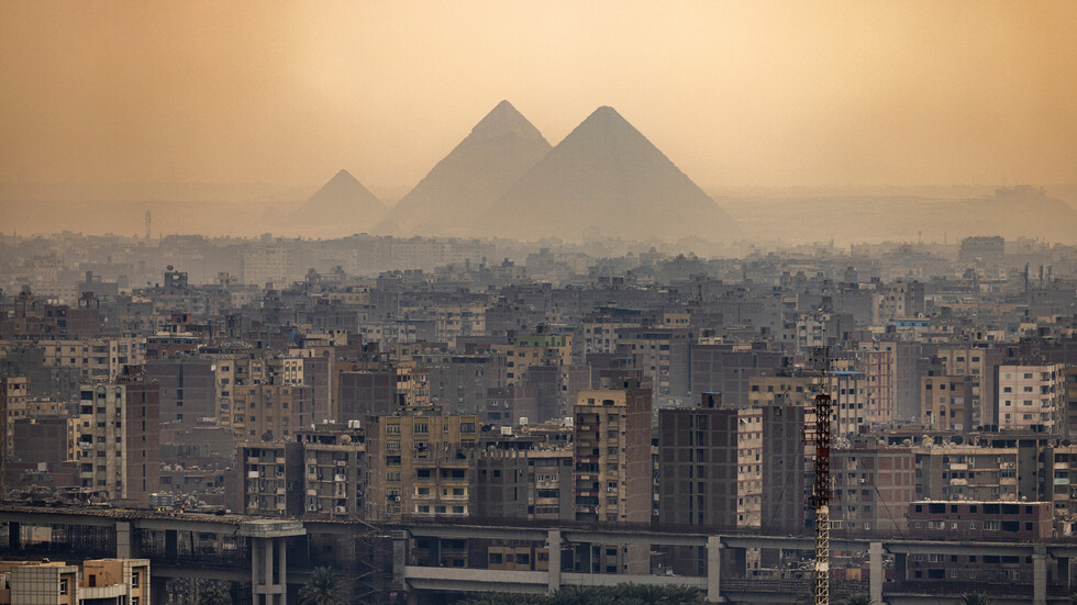 كوريا الجنوبية ومصر توقعان اتفاقا بخصوص عربات مترو القاهرة