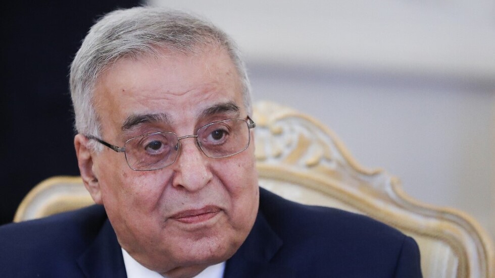 الإمارات ترفع الحظر عن منح تأشيرات الدخول للمواطنين اللبنانيين