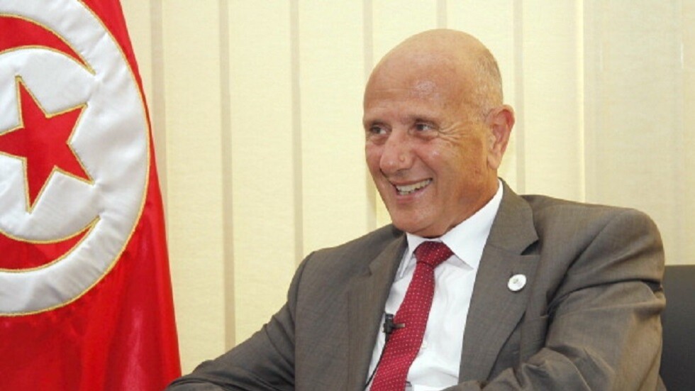 تونس.. الإبقاء على رئيس "جبهة الخلاص" بحالة سراح في قضية التآمر على أمن الدولة