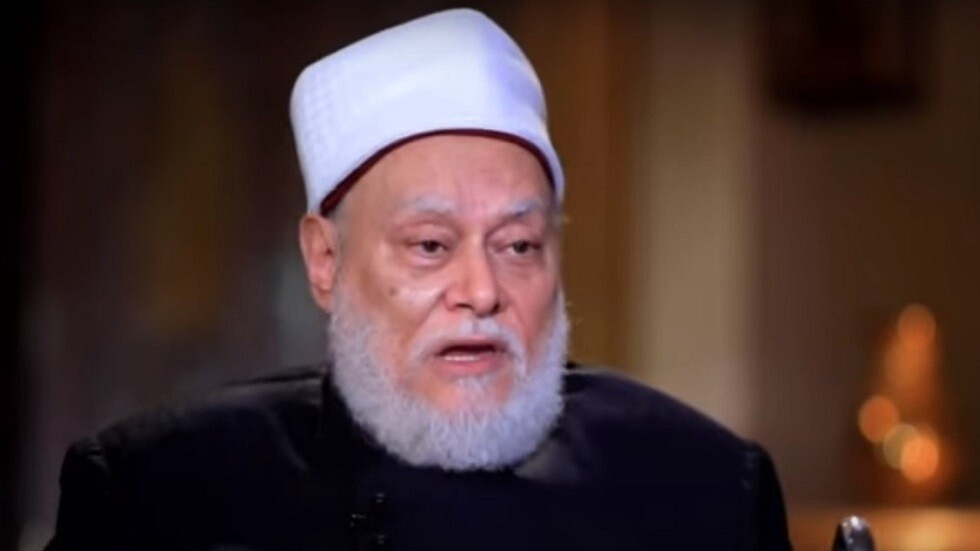 مفتي مصر السابق: الإخوان تسلموا "شحنة مجهولة" باسم دار الإفتاء لا أعرف ما بداخلها