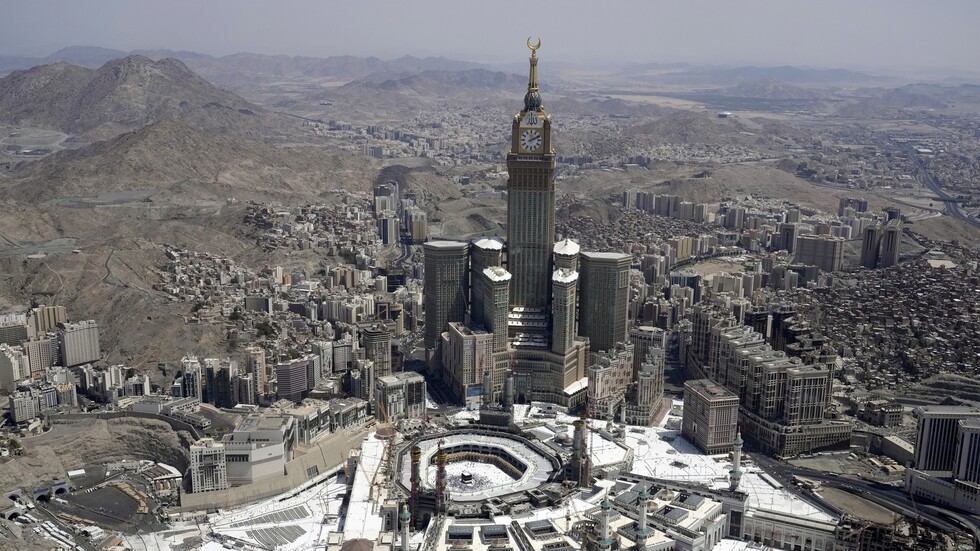 السعودية.. مشعر عرفات يسجل أعلى درجة حرارة في المملكة
