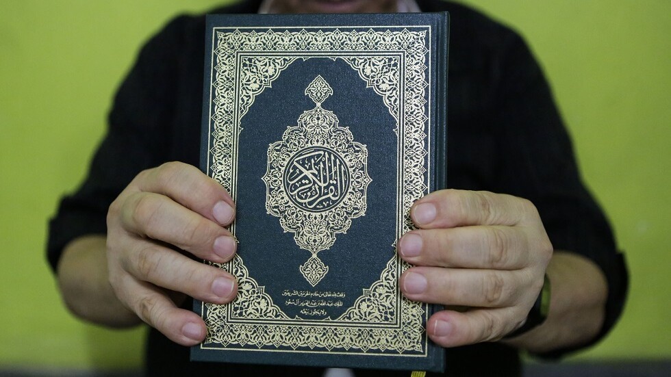 ردود فعل غاضبة في مصر ردا على تدنيس متطرف سويدي للقرآن