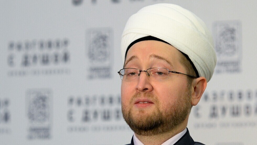 رجال دين روس عن حرق القرآن في السويد: دليل على انحلال وفراغ روحي في المجتمع الأوروبي