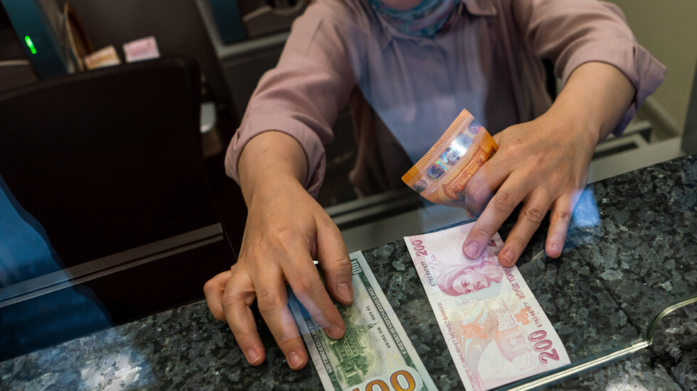 وسائل إعلام: المركزي التركي سيتوقف عن دعم الليرة
