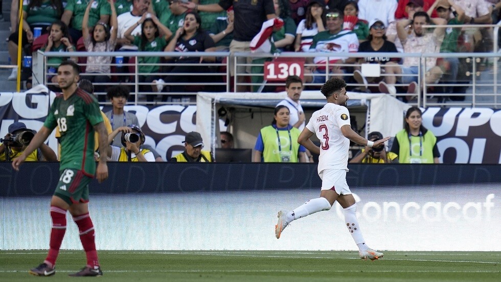 شاهد.. قطر تفجر مفاجأة كبيرة في بطولة "الكأس الذهبية"