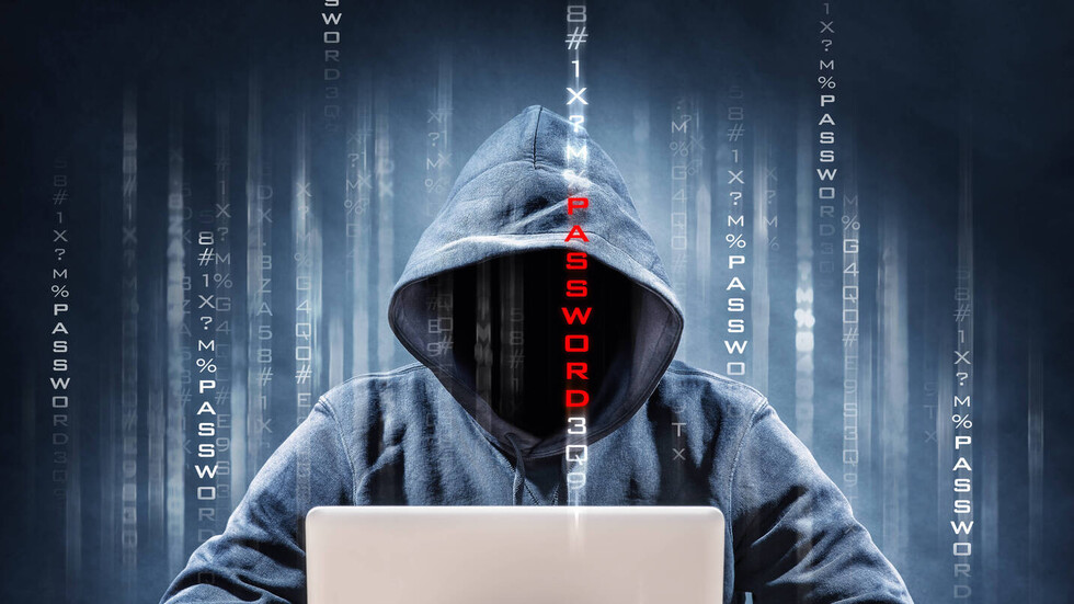 هاكرز يسرقون بيانات شخصية لأكثر من ألف شخص من القضاة والمحامين في فرنسا