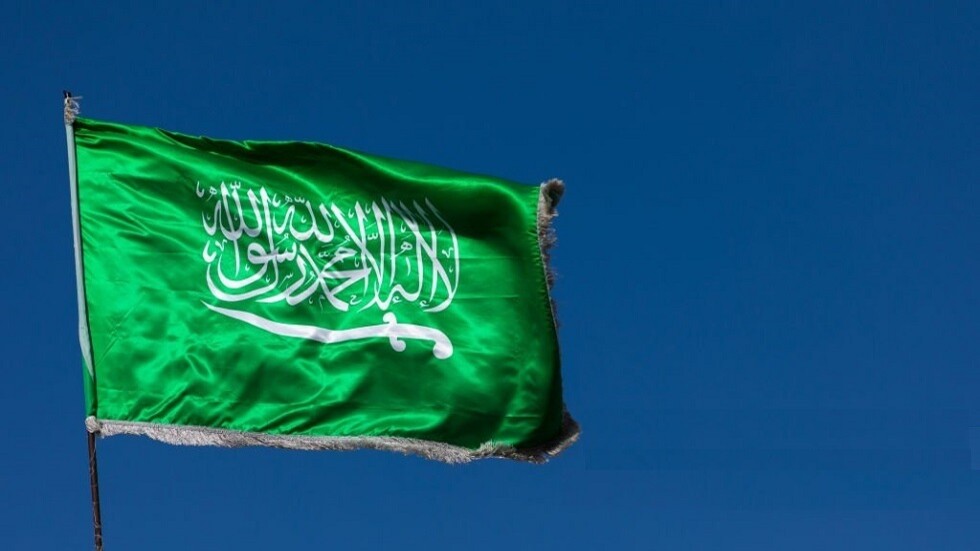 السعودية والكويت فقط تملكان حقوق حقل غاز متنازع عليه مع إيران